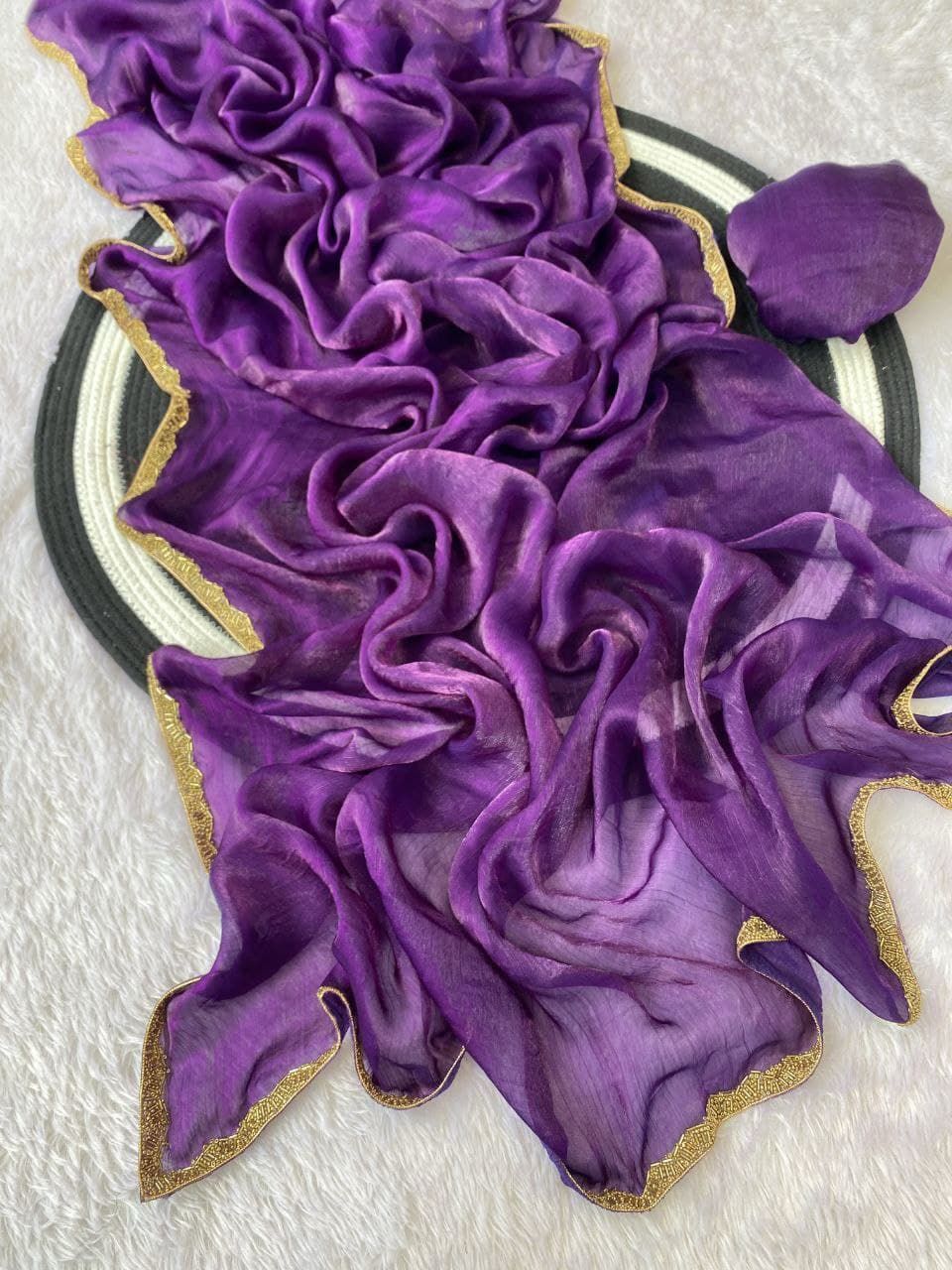 Fendy chiffon two tone sarees with heavy beads lace work